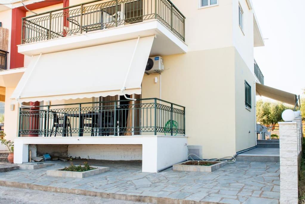 Όμορφο Παραθασυγκρότημα Ενοικιαζόμενων Καταλυμάτων Ως Ολόκληρος Χώρος - Chrani, Ελλάδαλάσσιο Διαμέρισμα المظهر الخارجي الصورة